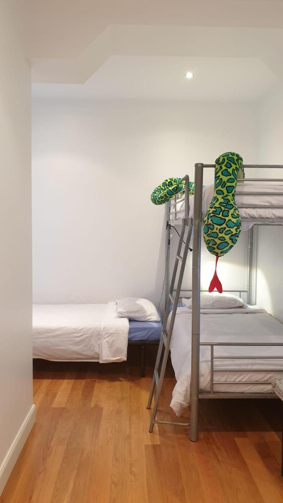 Piso Deluxe Frente Al Guggenheim Con Garaje Gratis Bilbao